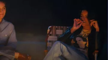Vintage 1980 James Taylor T-Shirt worn by Tammy Ocampo (Gigi Zumbado) as seen in Bridge and Tunnel (S02E06)