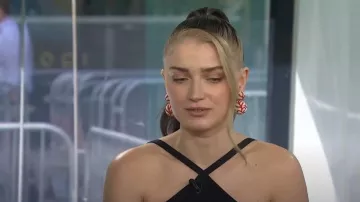 Rebecca De Ravenel Bombón pintado a mano usado por Eve Hewson como se ve en Today el 15 de agosto de 2022