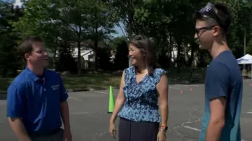 Parker Kata Blouse worn by Juju Chang as seen in Good Morning America on August 11,2022