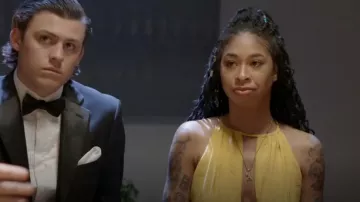 Fashion Nova Cut Out Maxi Vestido usado por Amara como se ve en Claim to Fame (S01E06)