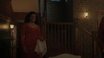 Norma Kamali Sweetheart Side Drape Dress usado por Nina Williams (Tyla Abercrumbie) como se ve en The Chi (S05E08)