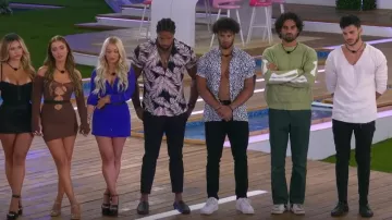Kapital Skele­ton Sweater worn by Jared Hassim as seen in Love Island (S04E18)