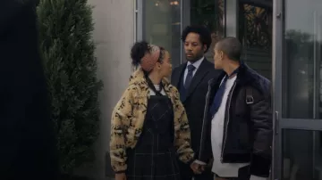 Iets Frans... Yellow & Black Printed Cropped Fleece Jacket worn by Zoya Lott (Whitney Peak) as seen in Gossip Girl (S01E09)
