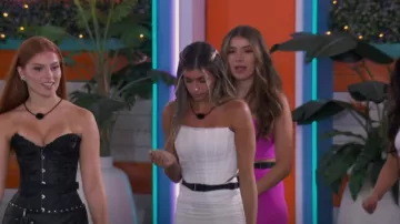 Fashion Nova Ariella Mesh Top usado por Gabriella Barbara como se ve en Love Island (S04E21)