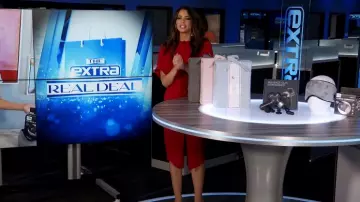 Asos Wig­gle Mi­di Dress worn by Jennifer Lahmers as seen in Extra on August 19, 2022