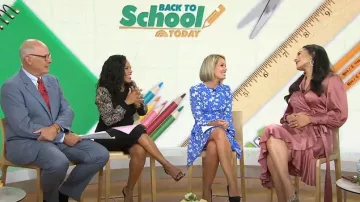 Eliza J Floral Print Flounce Robe portée par Dylan Dreyer comme vu dans Today o August 22,2022