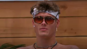 Quay On The Fly Sunglasses worn by Isaiah Campbell as seen in Love Island (S04E23)