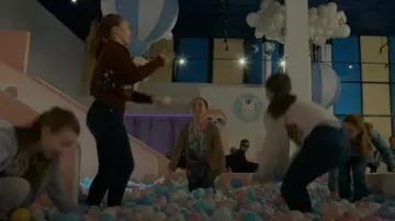 Rag & Bone Nina Indigo porté par Lynn Bouchard (Brooklyn Shuck) vu dans Evil (S03E09)
