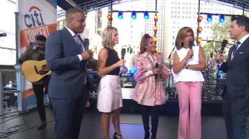Alice + Olivia Gorgeous Coin Pocket Jean worn by Hoda Kotb as seen in Today on August 26,2022
