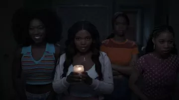 Wild Fable at Target Cropped Jacquard Polo Sweater Tank Top porté par Elise (Raven Scott) comme on le voit dans American Horror Stories (S02E05)