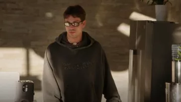 Amiri Grey Embellished Dreamer Hoodie porté par Joey Essex dans All Star Shore (S01E10)