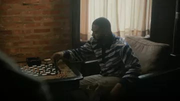 Isabel Marant Elliot Cotton Jacquard Polo porté par Cortez Smith comme vu dans The Chi (S05E09)