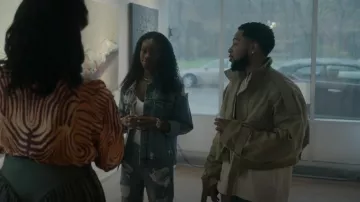 Veste MNML Cropped M65 portée par Emmett Washington (Jacob Latimore) vue dans The Chi (S05E09)