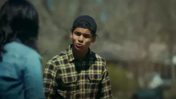 Levi's Men's Tin­sel Large Plaid Clas­sic Shirt worn by Bear Smallhill (D'Pharaoh Woon-A-Tai) as seen in Reservation Dogs (S02E03)