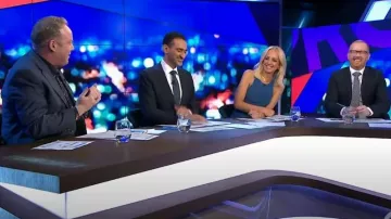 Robe Maxi Bec + Bridge Aquarius portée par Carrie Bickmore comme on le voit dans The Project 2009