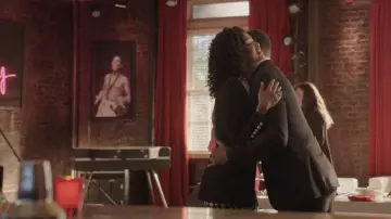  Alice + Olivia  Elana Mini Skirt worn by Monica Colby (Wakeema Hollis) as seen in Dynasty (S04E05)