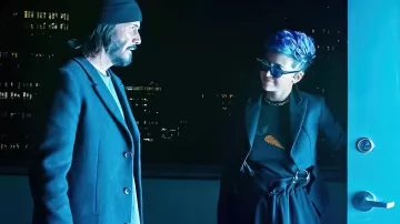 Carrot Graphic Tee worn by Bugs (Jessica Henwick) in The Matrix Resurrections movie wardrobe