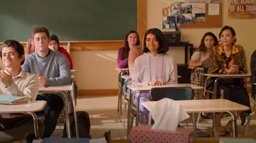 Melody Ehsani Bandana Pants worn by Aneesa (Megan Suri) as seen in Never Have I Ever (S02E09)