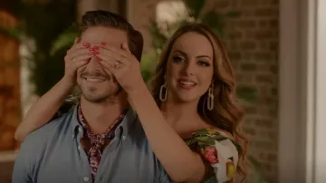 Boucles d’oreilles Rachel Comey Nesso portées par Fallon Carrington (Elizabeth Gillies) vues dans Dynasty (S04E03)