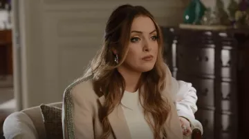 Pendientes de aro redondo medio usados por Fallon Carrington (Elizabeth Gillies) como se ve en Dinastía (S04E03)