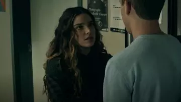 Rails Mixed PLaid Hunter Shirt worn by Sarah Cushing (Inde Navarrette) as seen in Superman & Lois (S01E07)