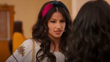 Madewell Fringe Hoop Earrings worn by Nalini Vishwakumar (Poorna Jagannathan) as seen in Never Have I Ever (S02E10)