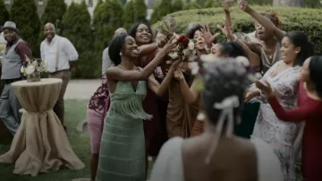 Jonathan Simkhai Claudette Macrame Bralette portée par Kiesha Williams (Birgundi Baker) vue dans The Chi (S05E10)