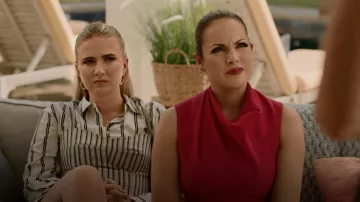 Theory Bustier Shirt Set usado por Amanda Carrington (Eliza Bennett) como se ve en Dynasty (S05E20)