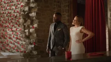 Pantalon imprimé Etro Paisley porté par Jeff Colby (Sam Adegoke) vu dans Dynasty (S04E12)