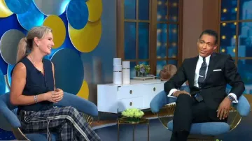 Pantalon à carreaux vintage Monse Racing Stripe porté par Jennifer Ashton vu dans Good Morning America le 06 septembre 2022