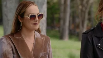 Lunettes de soleil Roberto Cavalli Cat Eye portées par Fallon Carrington (Elizabeth Gillies) vues dans Dynasty (S04E14)