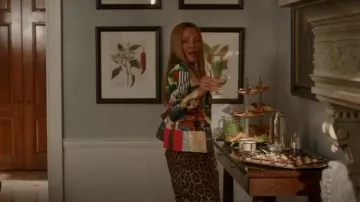 Dolce & Gabbana Dolce Patchwork Blazer usado por Dominique Deveraux (Michael Michele) como se ve en Dynasty (S04E15)