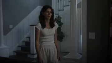 Brandy Melville White Ribbed Zelly Top worn by Finn (Olivia Rouyre) as seen in American Horror Stories (S02E08)