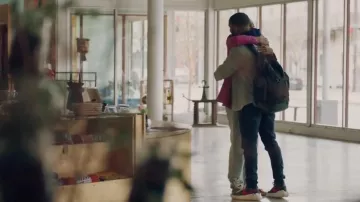 Nike Overbreak Sneakers portées par Micah West (Nicholas L. Ashe) comme on le voit dans Queen Sugar (S07E01)