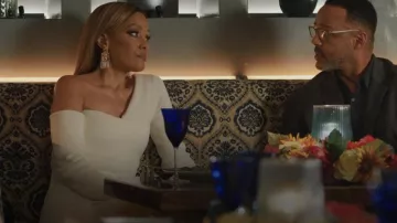 Proenza Schouler One Shoulder Cutout Knitted Maxi Robe portée par Dominique Deveraux (Michael Michele) vue dans Dynasty (S04E19)