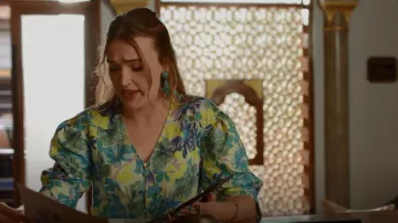 Valet Noemie Earrings worn by Kirby Anders (Maddison Brown) as seen in Dynasty (S04E21)