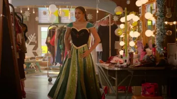 Tinyones Princess Dress Cosplay Disfraz de Halloween usado por Gina (Sofia Wylie) como se ve en High School Musical: The Musical: The Series (S03E08)