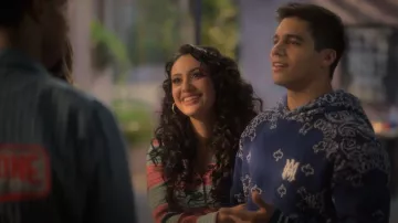 Sweat à capuche à motif Amiri Bandana porté par Vivek Shah (Jordan Buhat) vu dans grown-ish (S05E09)