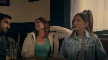 Topshop Denim Oversized Jacket usado por Erin (Michelle Keegan) como se ve en Brassic (S04E03)