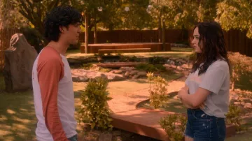 Levi's 501 Distressed Denim Shorts worn by Samantha LaRusso (Mary Mouser) as seen in Cobra Kai (S05E03)