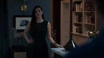 Hugo Boss Dio­nia Dress worn by Yasmin Kara-Hanani (Marisa Abela) as seen in Industry (S02E02)