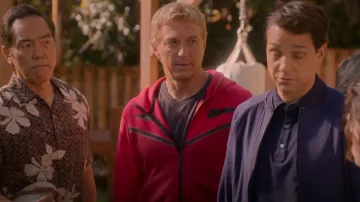 Nike Tech Fleece Hoodie usado por Johnny Lawrence (William Zabka) como se ve en Cobra Kai (S05E08)