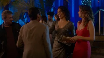 Herve Leger Restoin Roitfeld Sweetheart Midi Robe portée par Amanda LaRusso (Courtney Henggeler) vue dans Cobra Kai (S05E09)