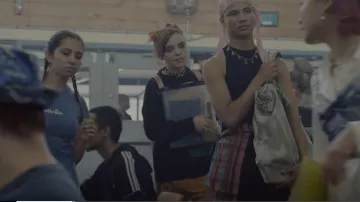Princess Polly Nocturne Mini Skirt worn by Quinni Gallagher-Jones (Chloé Hayden) as seen in Heartbreak High (S01E01)