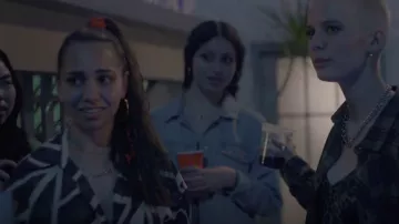 Zara Black & White Geo Print Set worn by Jessica Spies as seen in Heartbreak High (S01E02)