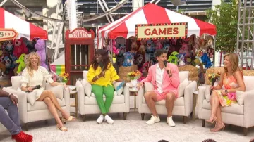 Vince Camuto Off-The-Shoulder Tiered-Sleeve Blouse worn by Sheryl Underwood as seen in The Talk on September 14,2022