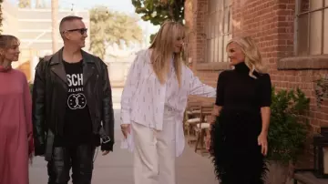 Cynthia Rowley Midi Feather Skirt portée par (Christine Beauchamp) comme on le voit dans Making the Cut (S03E07)