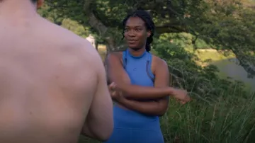 Adidas Por Stella McCartney Truepace Heat. rdy Primeblue Crop Top usado por Aisha (Precious Mustapha) como se ve en Fate: The Winx Saga (S02E01)