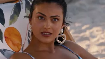 Pearl Gold Heart Drop Earrings worn by Drea (Camila Mendes) in Do Revenge