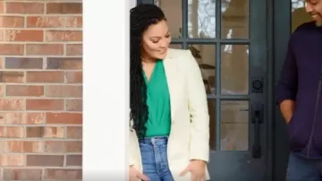Topshop Slinky Fitted Blazer usado por episodios autoconocuos (Egypt Sherrod) como se ve en Married to Real Estate (S01E08)